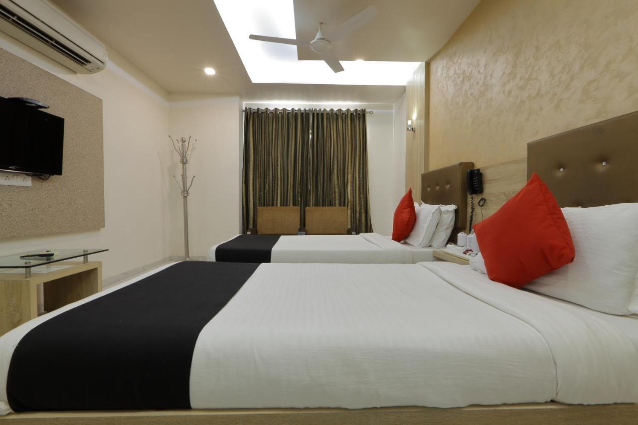 Hotel Unity Ahmedabad Luaran gambar