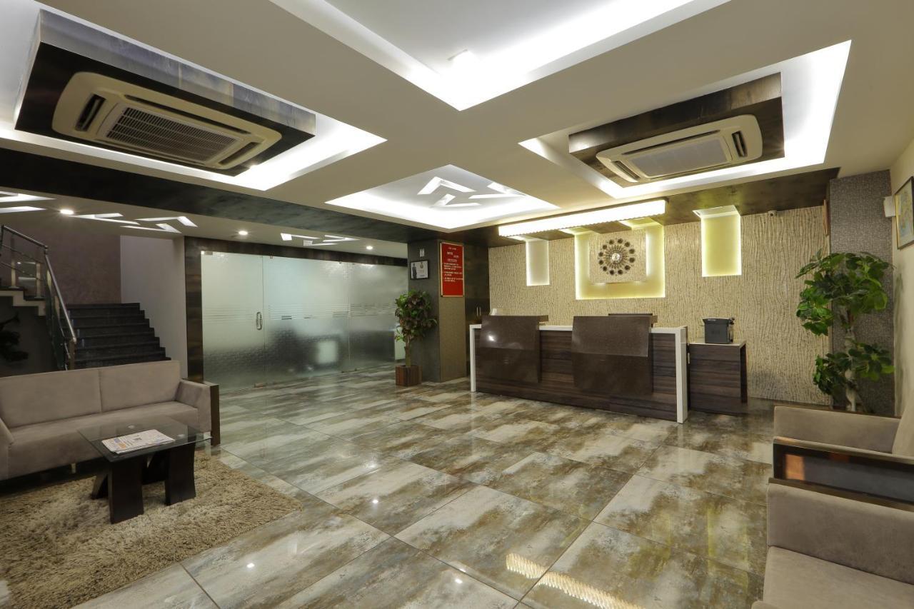 Hotel Unity Ahmedabad Luaran gambar