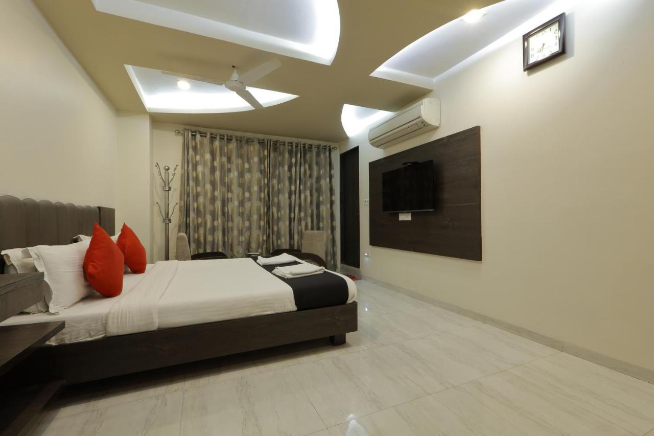 Hotel Unity Ahmedabad Luaran gambar