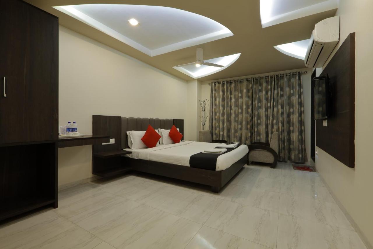 Hotel Unity Ahmedabad Luaran gambar