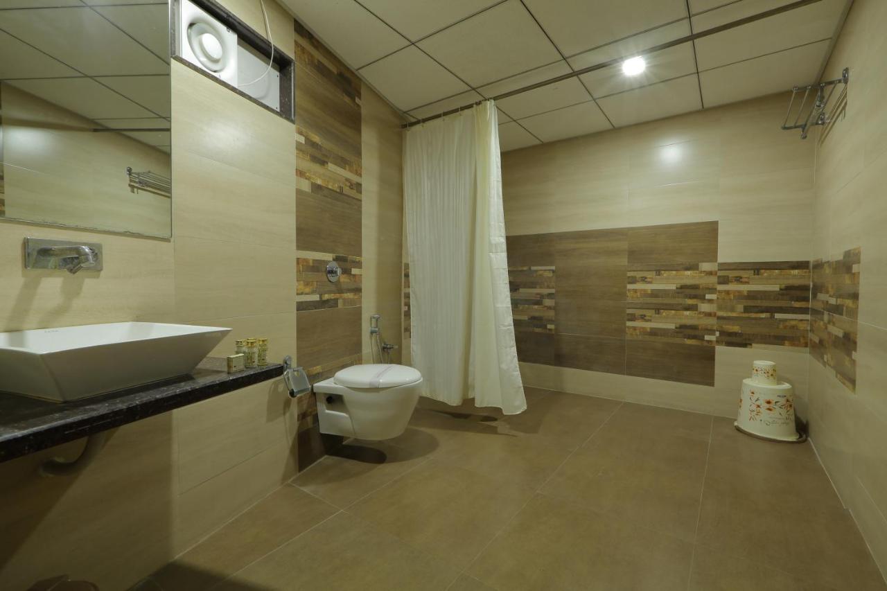 Hotel Unity Ahmedabad Luaran gambar