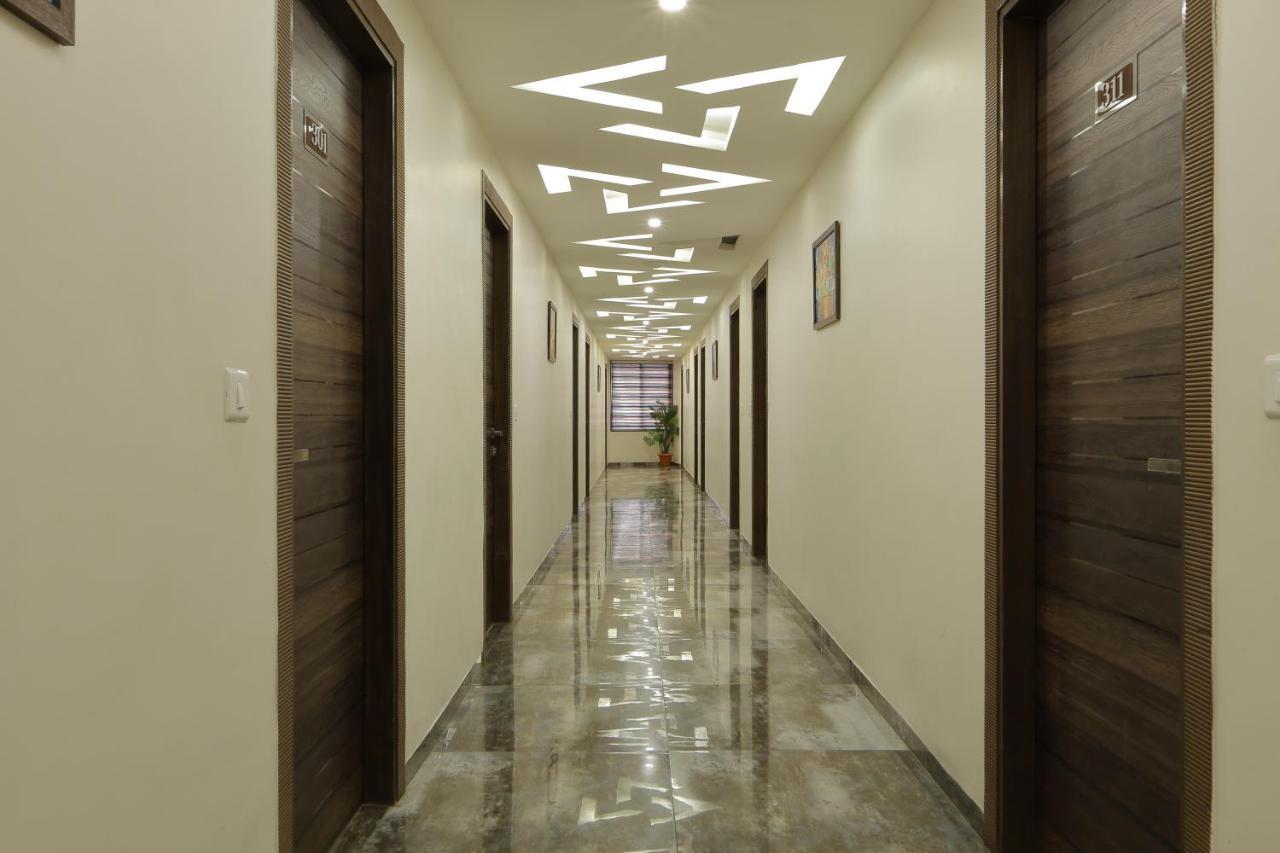 Hotel Unity Ahmedabad Luaran gambar