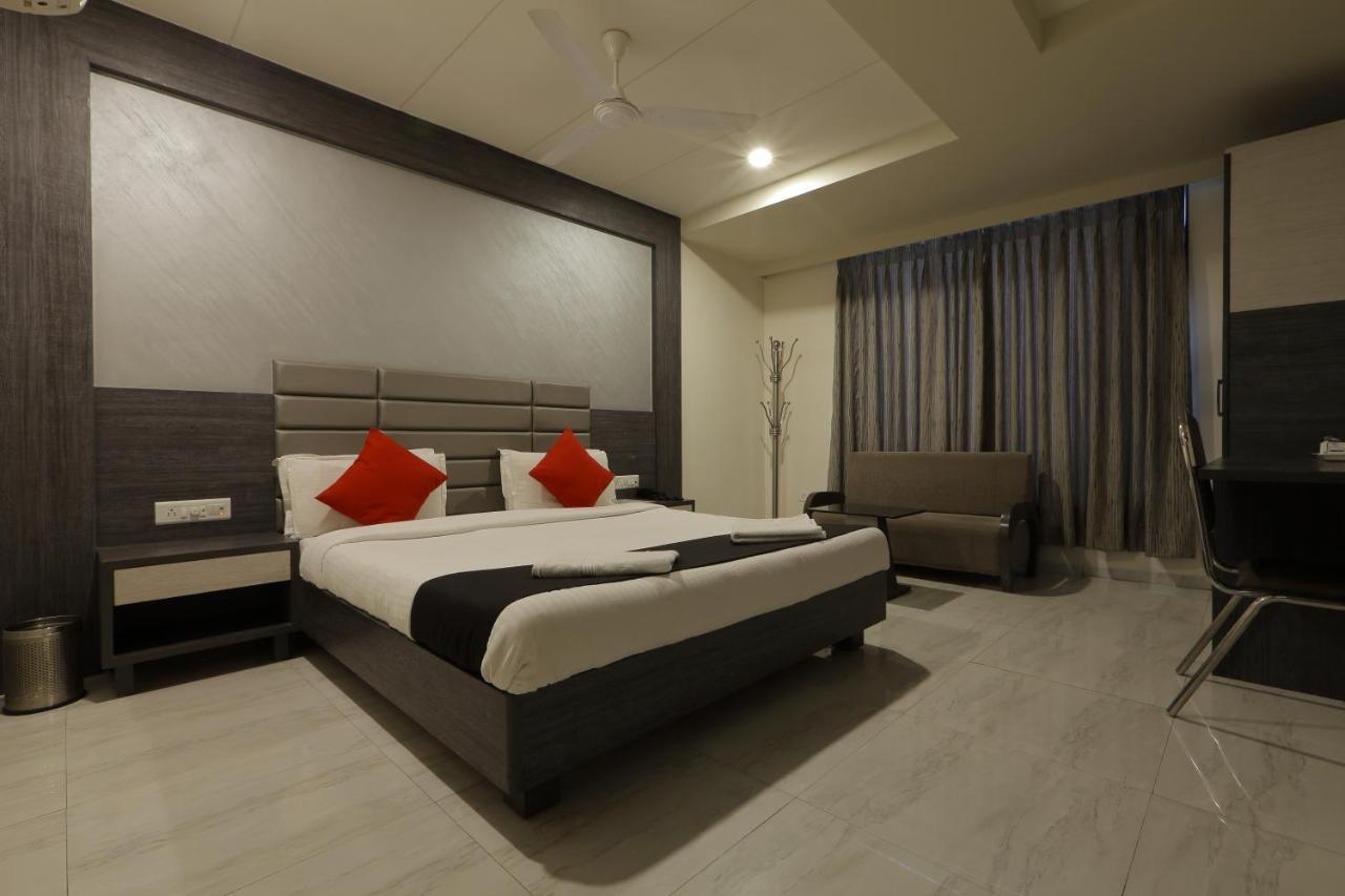 Hotel Unity Ahmedabad Luaran gambar