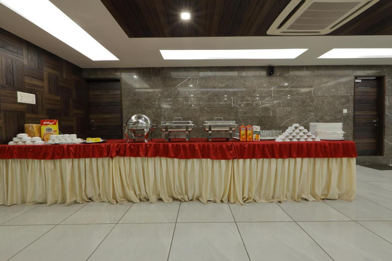 Hotel Unity Ahmedabad Luaran gambar